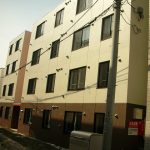 地下鉄東西線「西18丁目」駅徒歩8分。防犯カメラ付きでセキュリティもバッチリです！