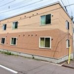 小樽市役所より徒歩1分！１ＬＤＫ×８戸の収益アパートです